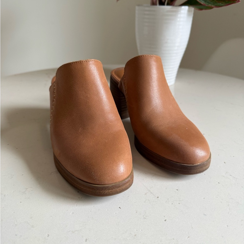 Lucky Brand Tan Leather Mules
